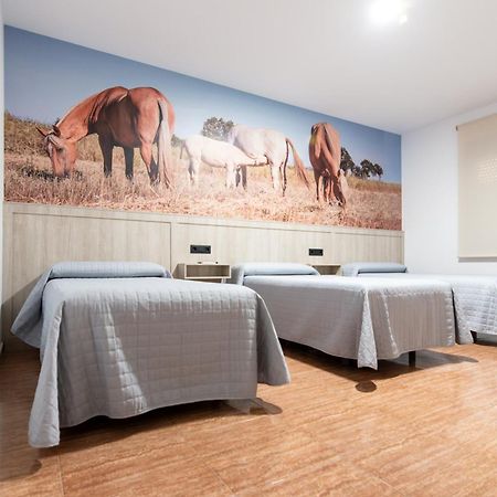Hostal Vinuela San Pedro de Merida المظهر الخارجي الصورة