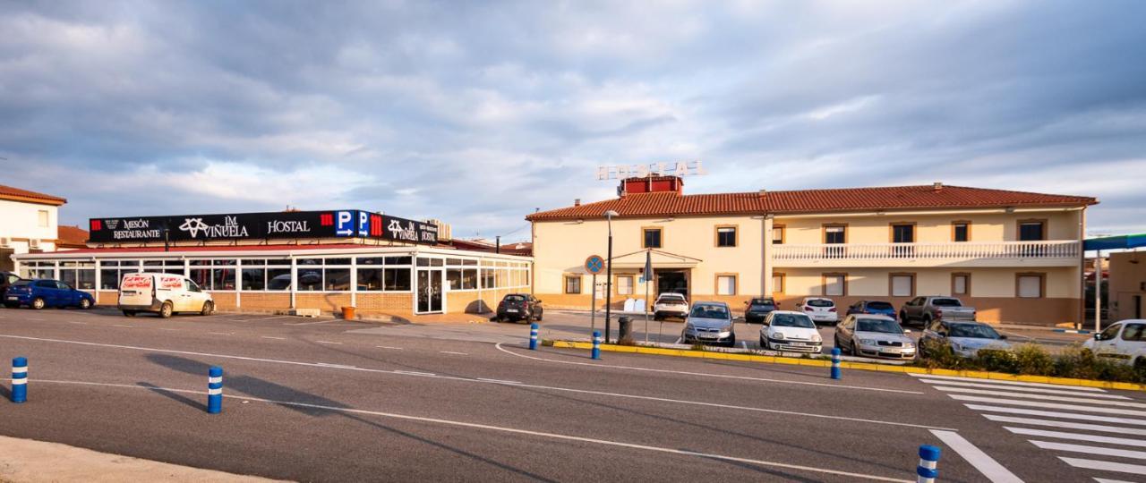Hostal Vinuela San Pedro de Merida المظهر الخارجي الصورة
