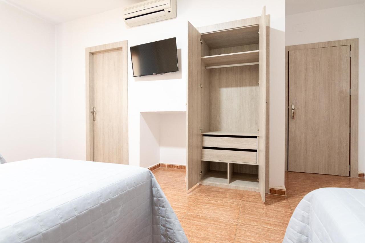 Hostal Vinuela San Pedro de Merida المظهر الخارجي الصورة