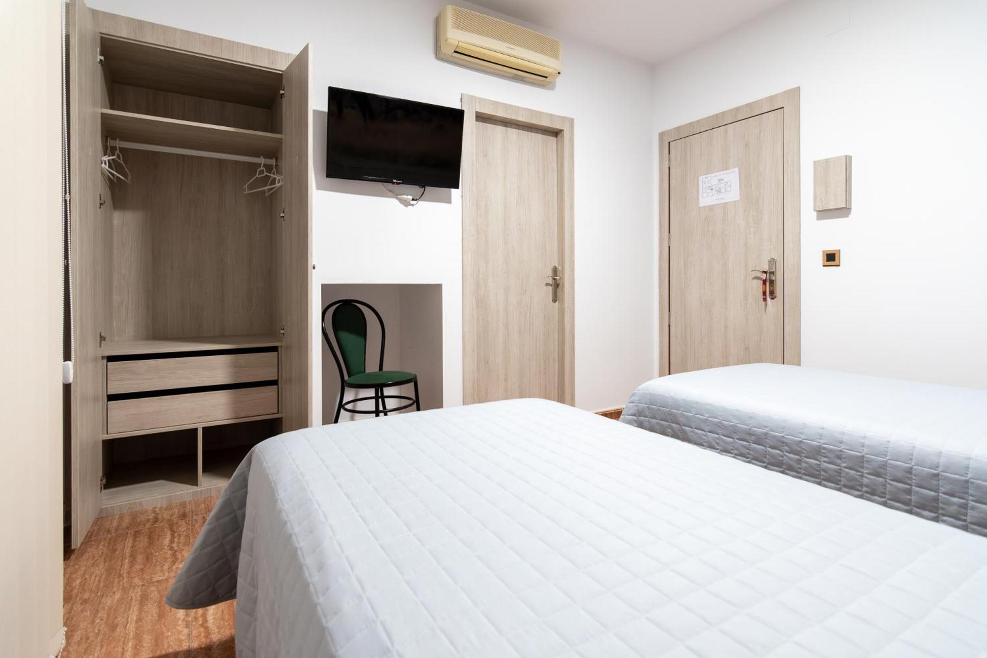 Hostal Vinuela San Pedro de Merida المظهر الخارجي الصورة